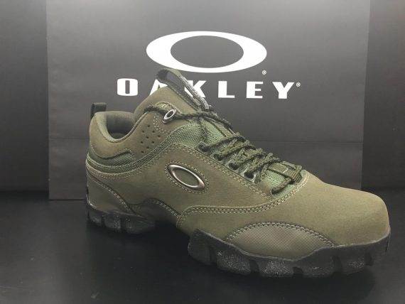 tenis da oakley modoc