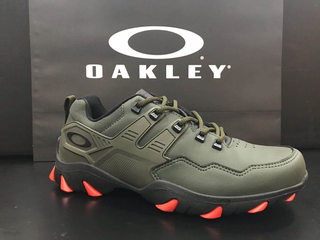novo tenis da oakley 2018
