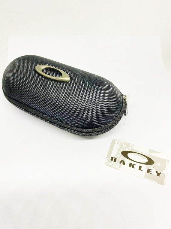 A75C5DD9-2980-4F85-82C6-96BA227F2280